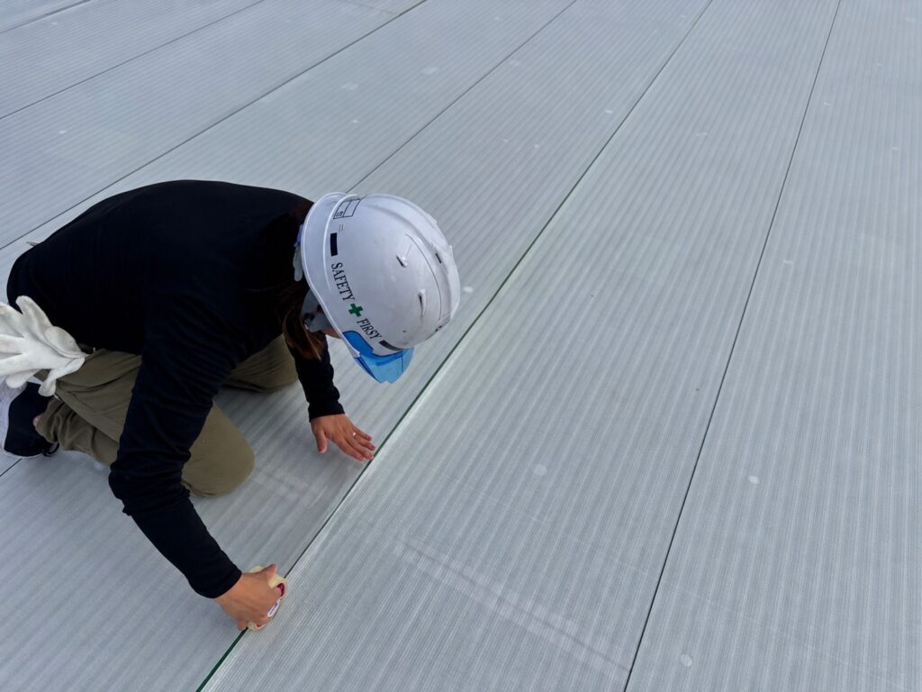 塩ビシート防水工事 塩ビシートの施工状況